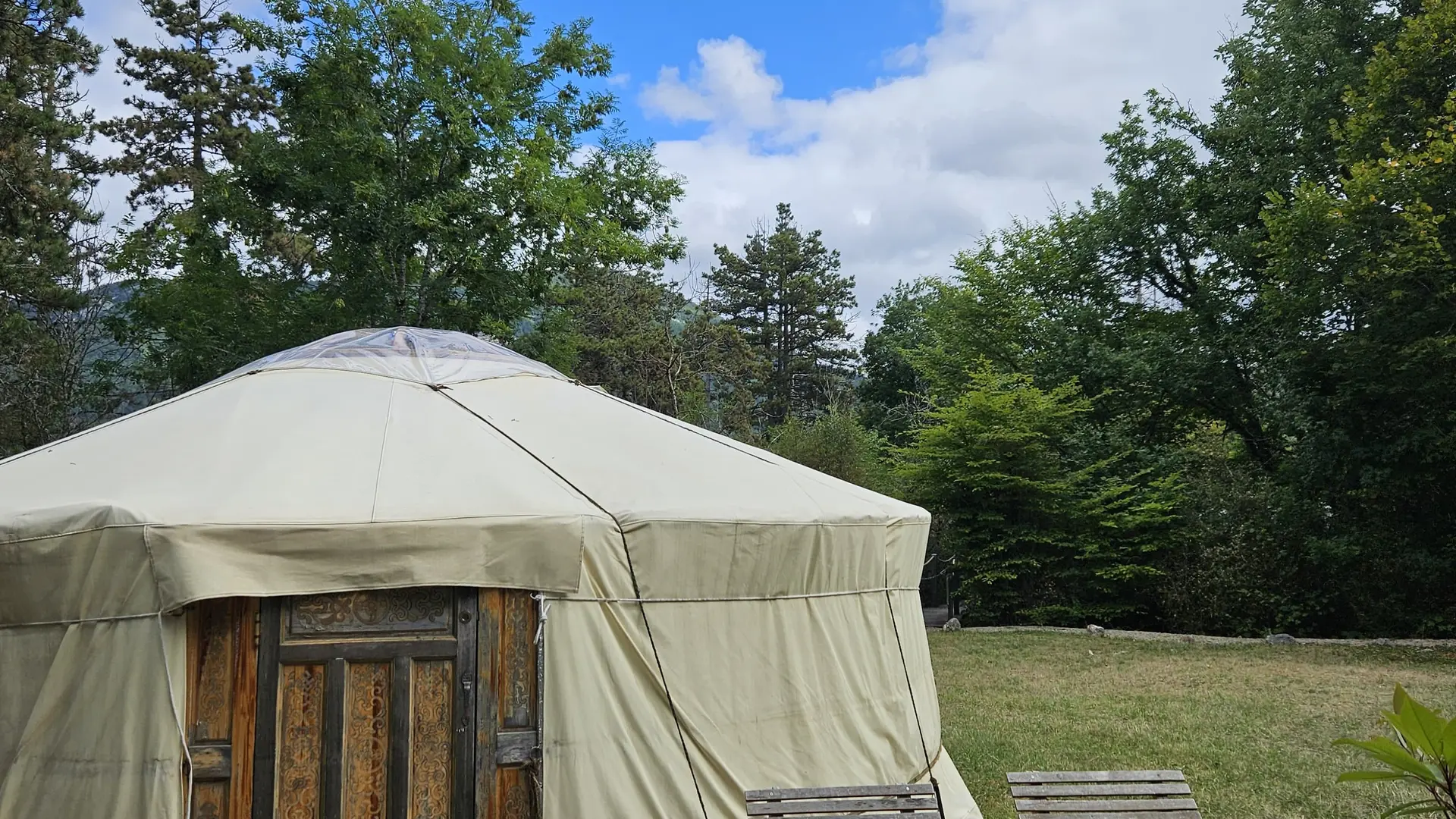 La yourte mongole des Géorennes_Champfromier
