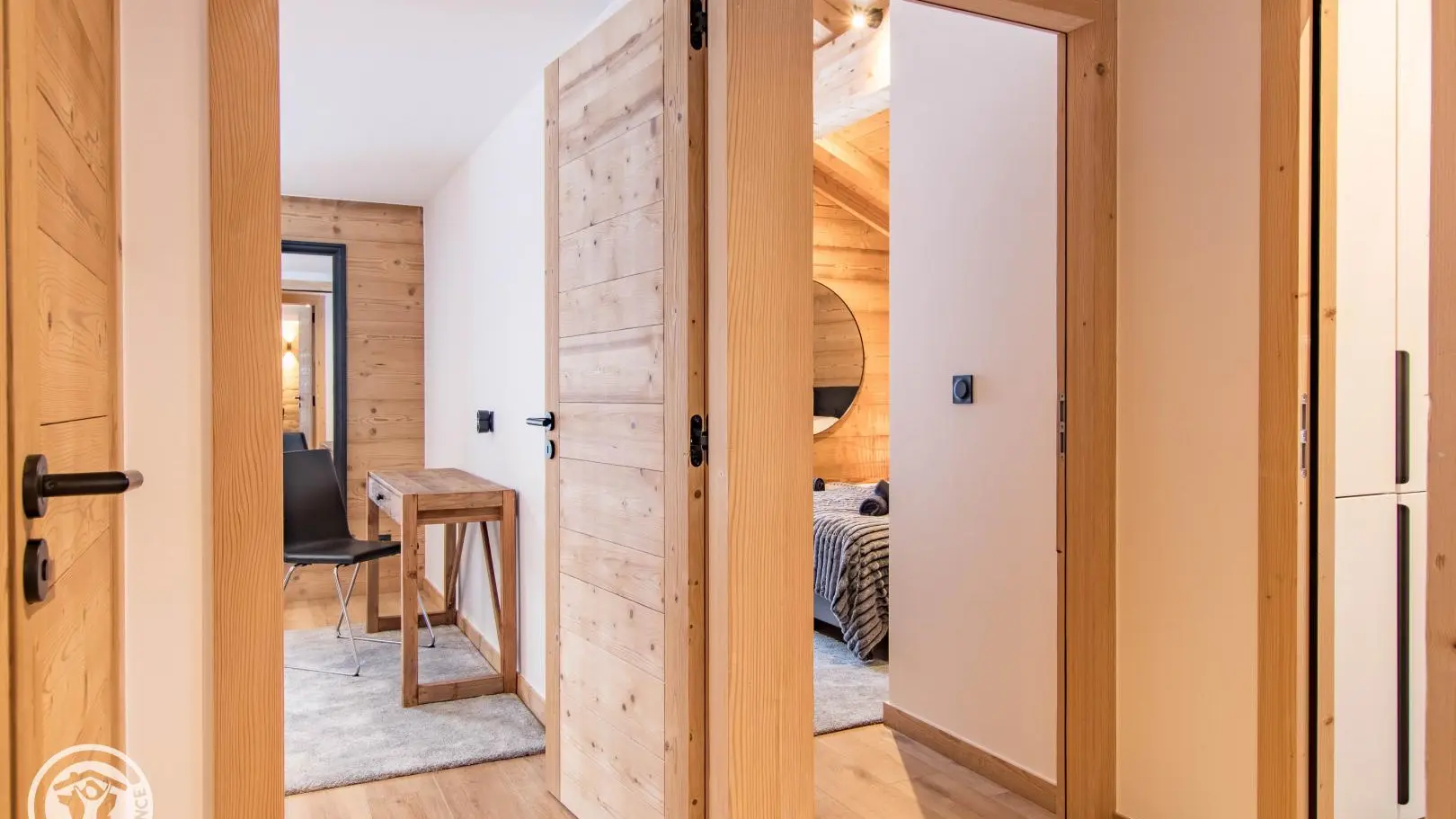 Espace nuit avec chambres doubles 1 et 2