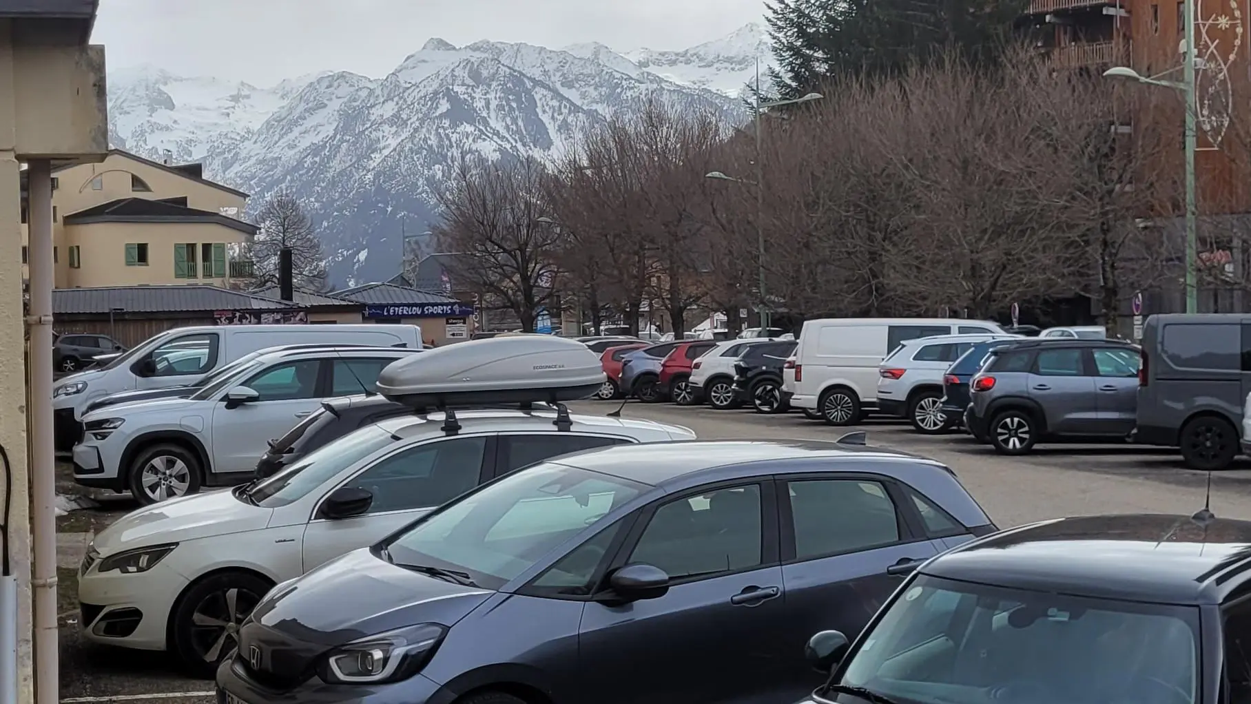 Parking avenue des lagopèdes