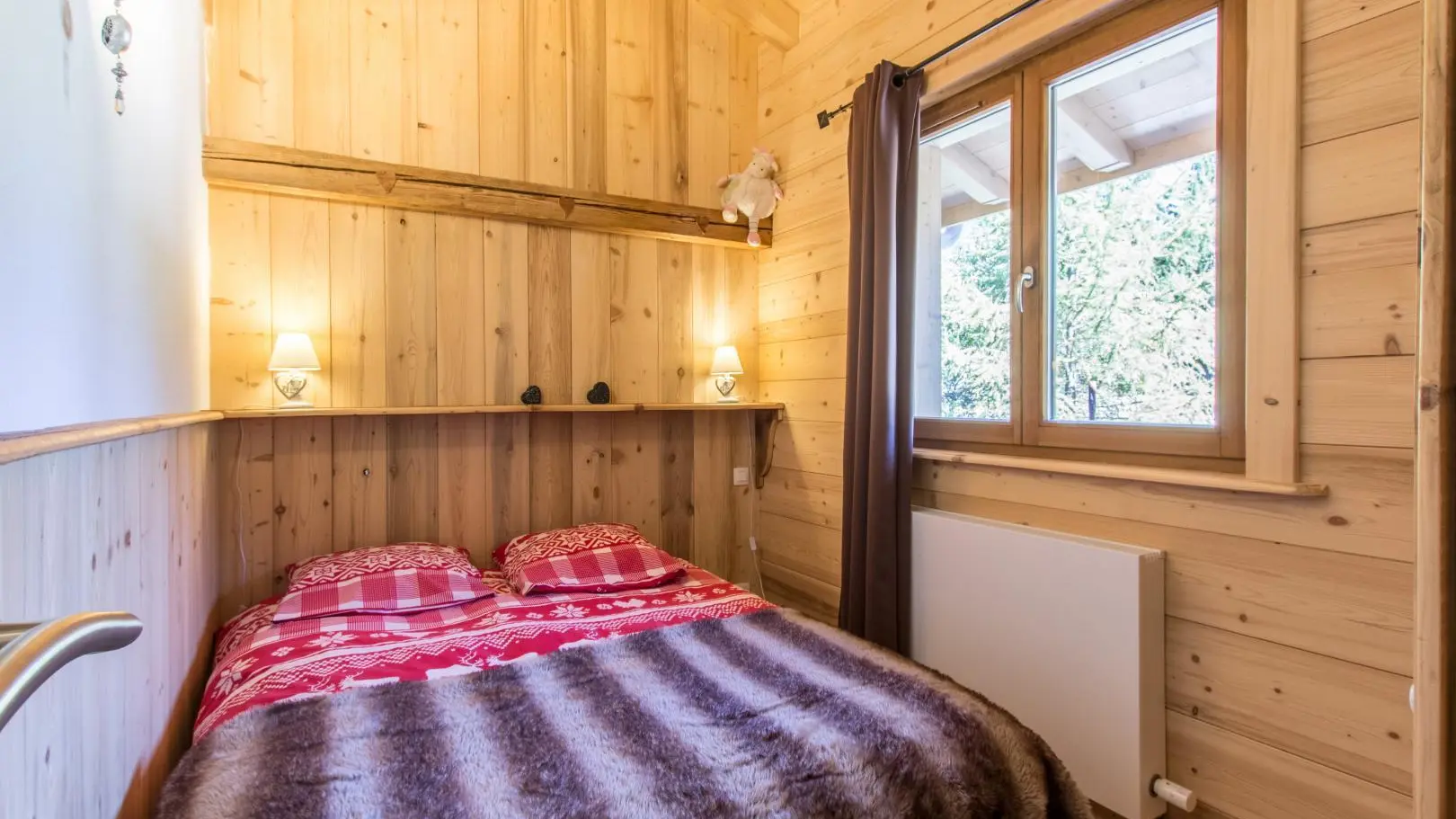 Chambre avec lit en 140 x 190