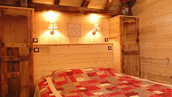 Chalet Le Lénanska - La Toussuire - Savoie - chambre double