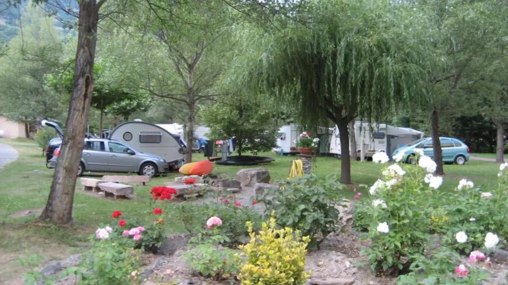 Intérieur camping en été