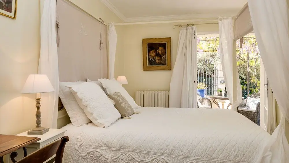 Chambre Mistral Maison d'hôtes Le Port d'Attache à Vallauris Golfe Juan - Gîtes de France Alpes-Maritimes