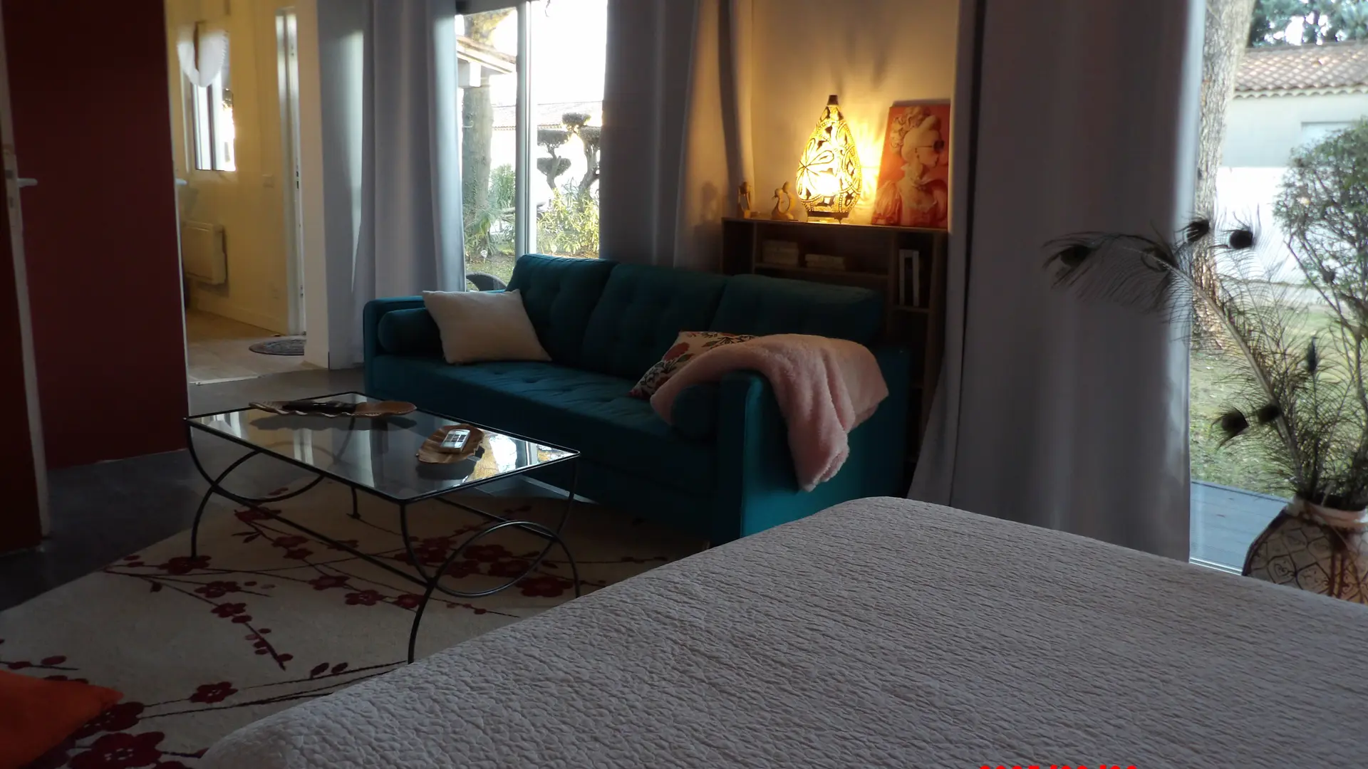 Pomme de pin_Le Thor coin nuit