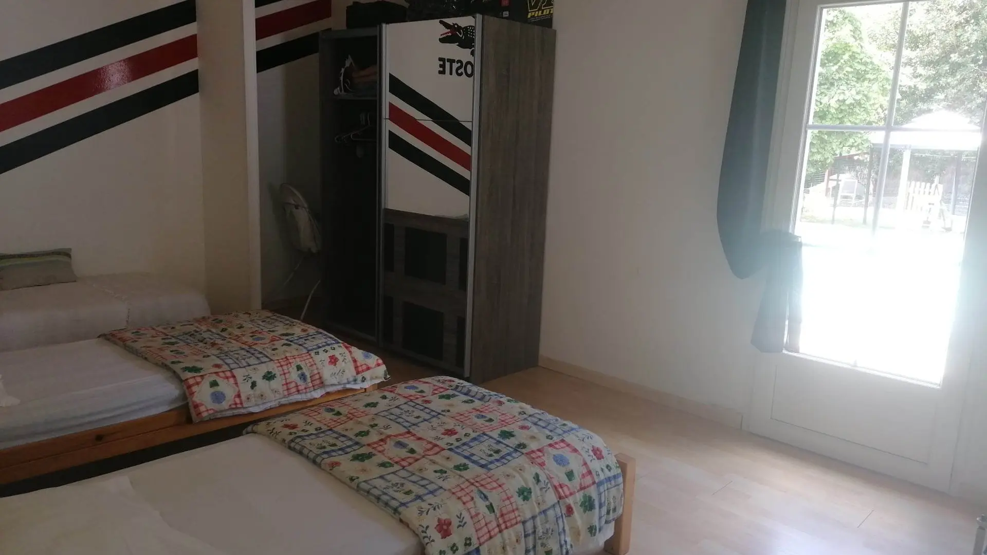 chambre 2 - 20 m² 3 lits de 90