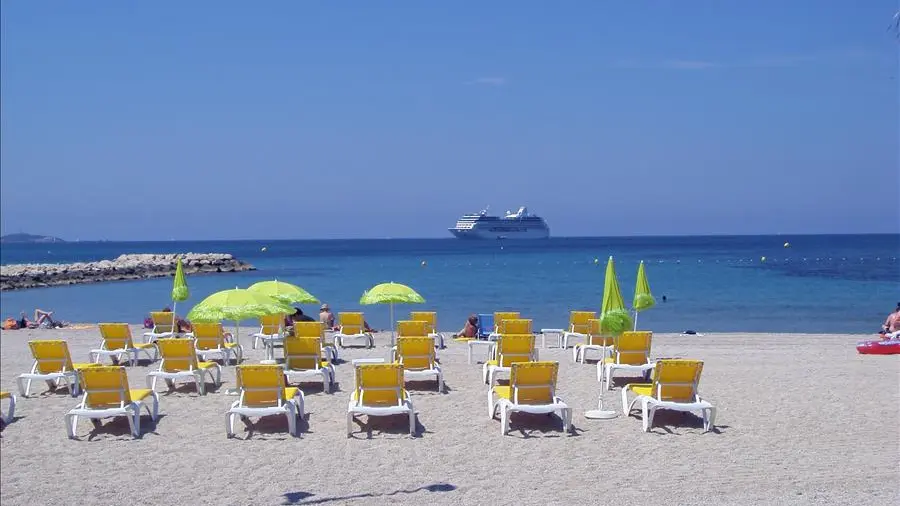Plage de Bonnegrâce Six-Fours-les-Plages