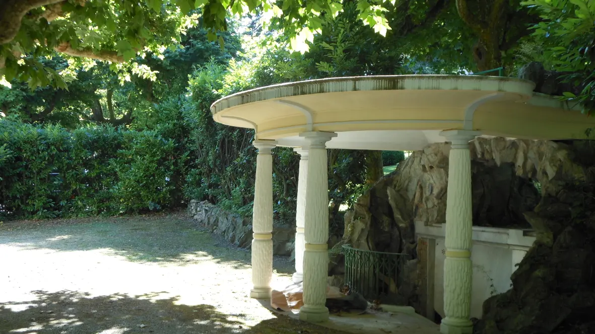 Petite Buvette Villa Châtelet