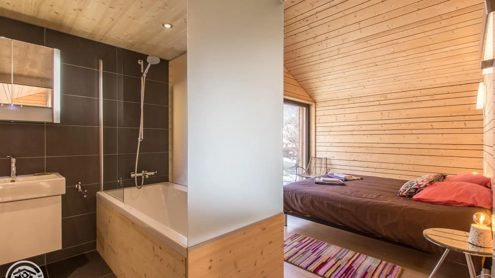 Chambre parentale à l'étage