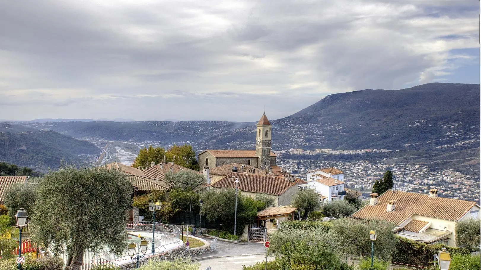 Gîte N°2 Espace des Oliviers-Vue depuis le gîte-Castagniers-Gîtes de France des Alpes-Maritimes