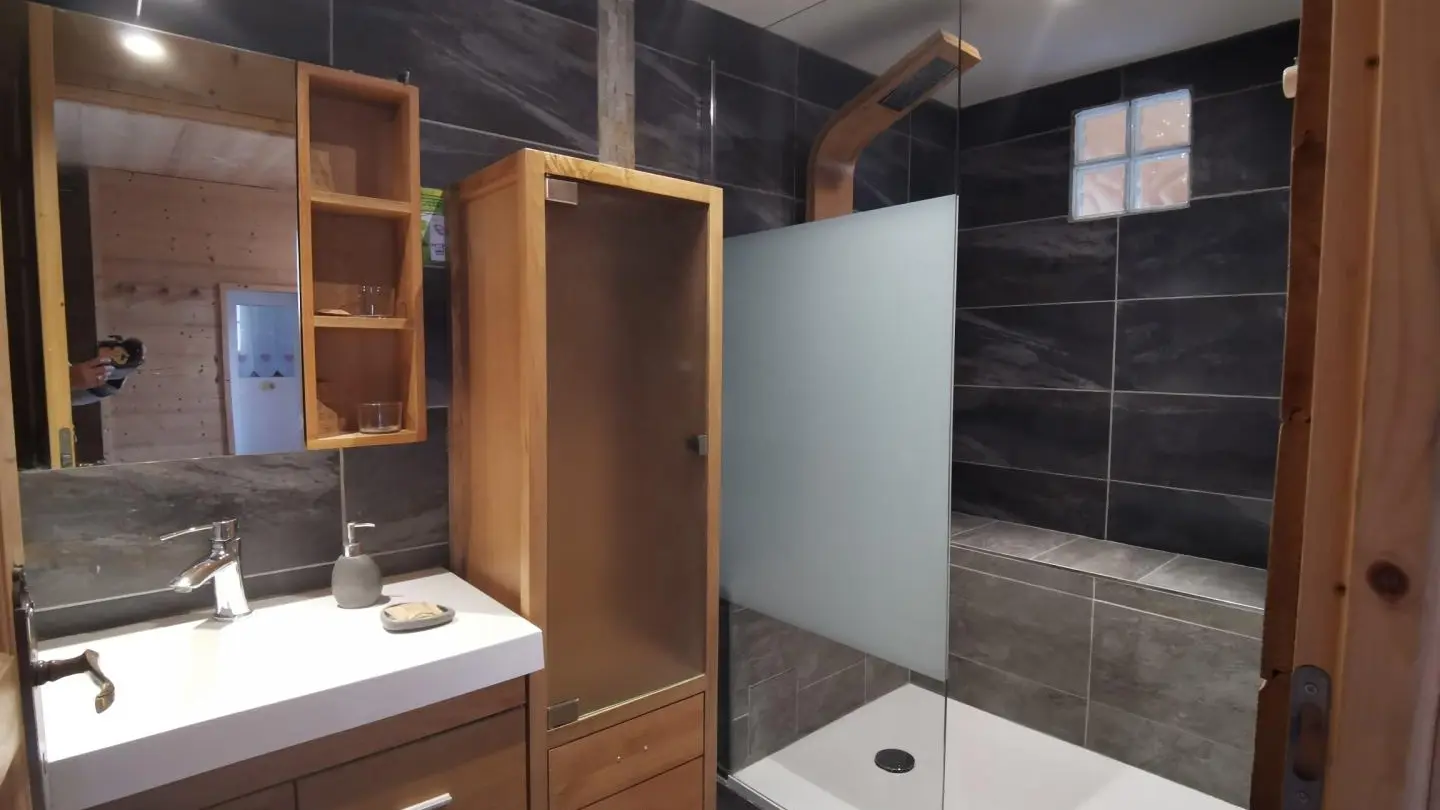 Douche à l'italienne
