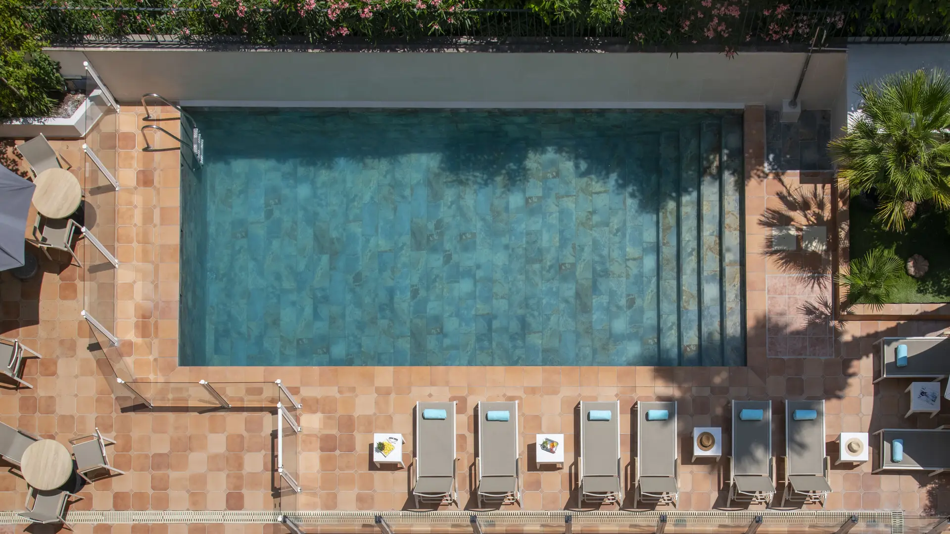 piscine vue d'en haut