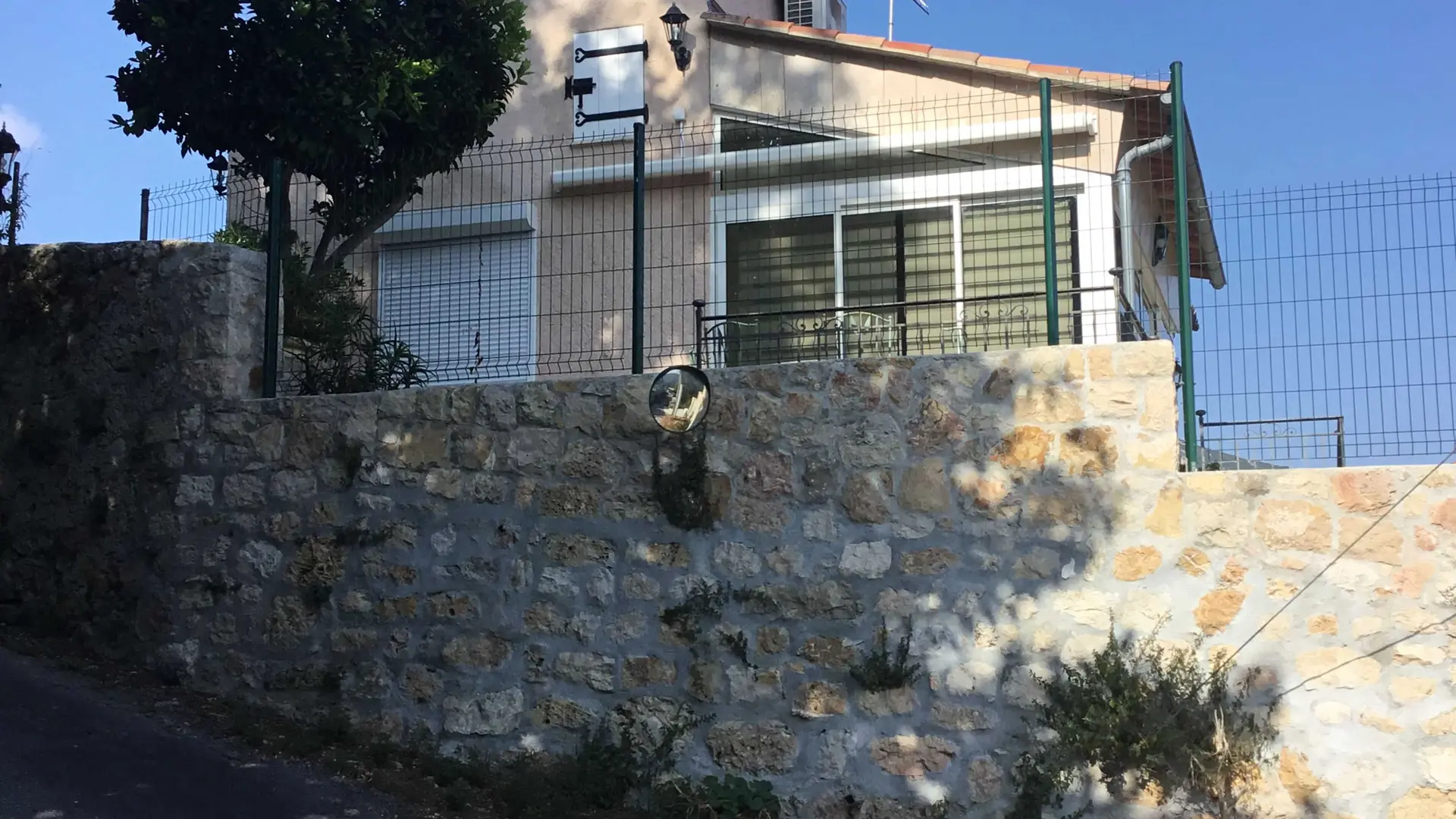 Gîte Villa Marito-Façade-Le Bar sur Loup-Gîtes de France Alpes-Maritimes