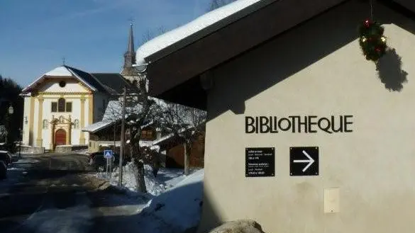 bibliothèque de Saint-Nicolas