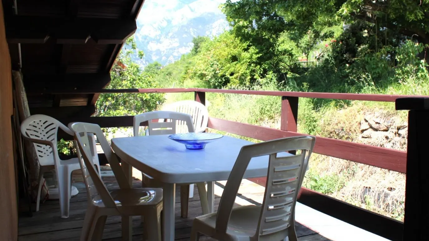 Gîte Chez José-Terrasse-Belvédère-Gîtes de France des Alpes-Maritimes