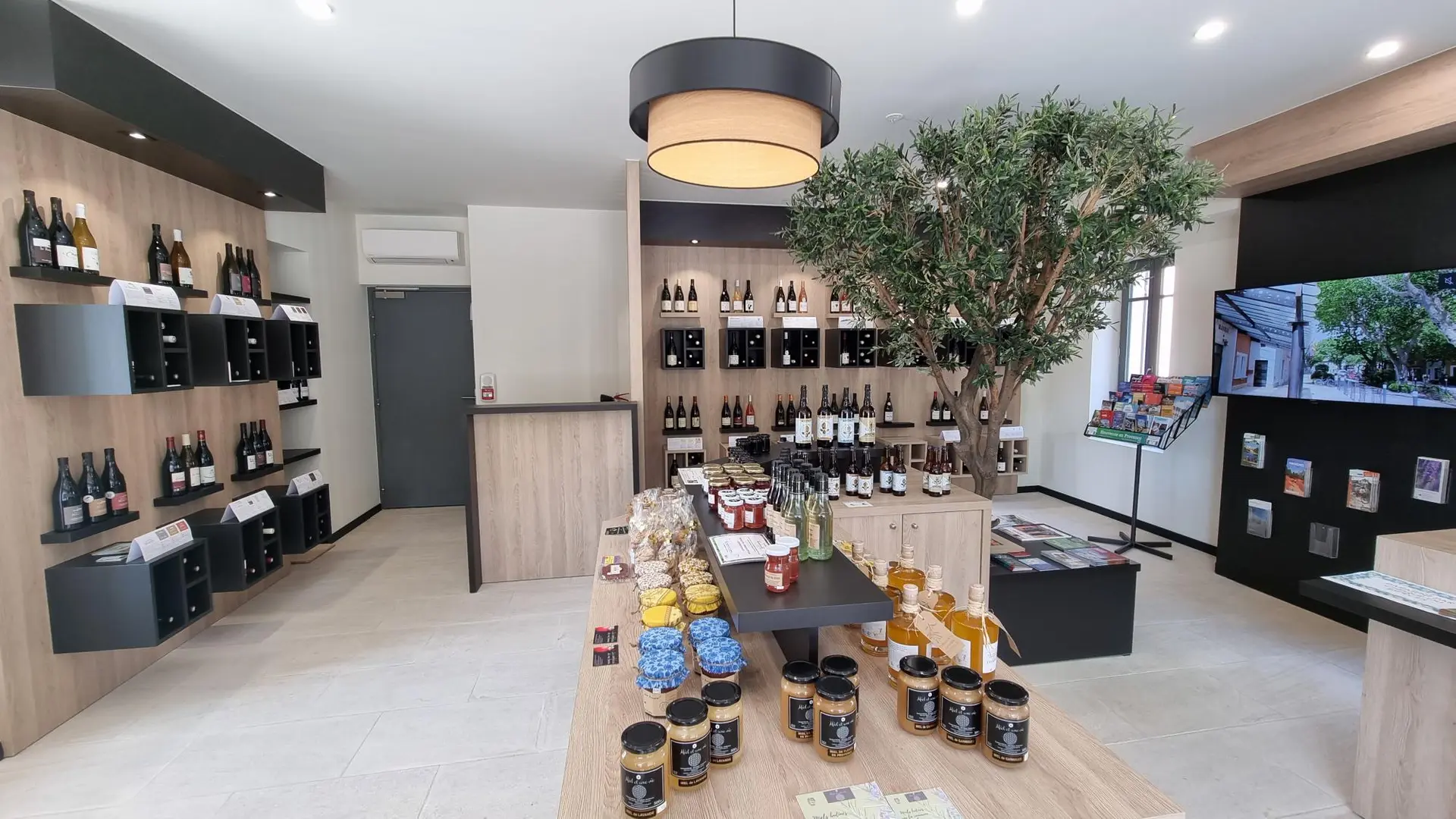 ntérieur de la Maison des vins