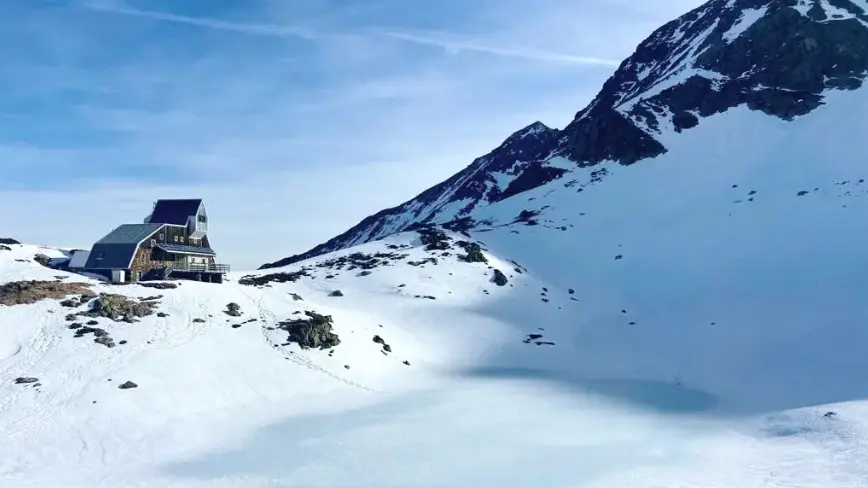 refuge du pinet en hiver