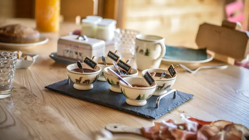 Petit - déjeuner à la Grange d'Aldaré