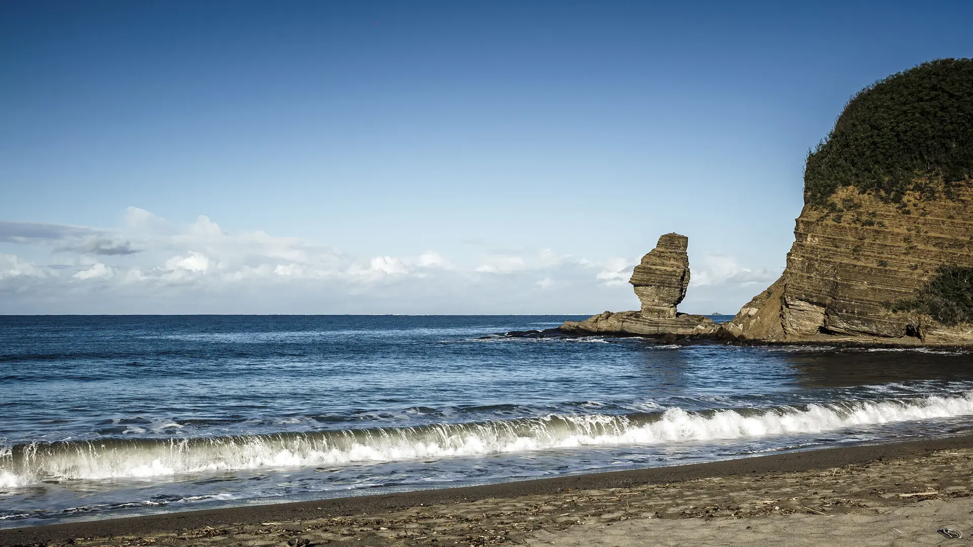 Roche Percée beach