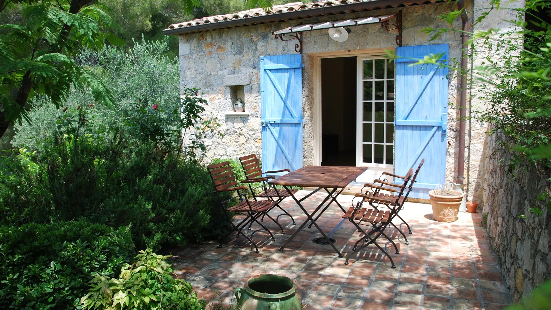 Location meublée Mr et Mme Lerda à Mougins