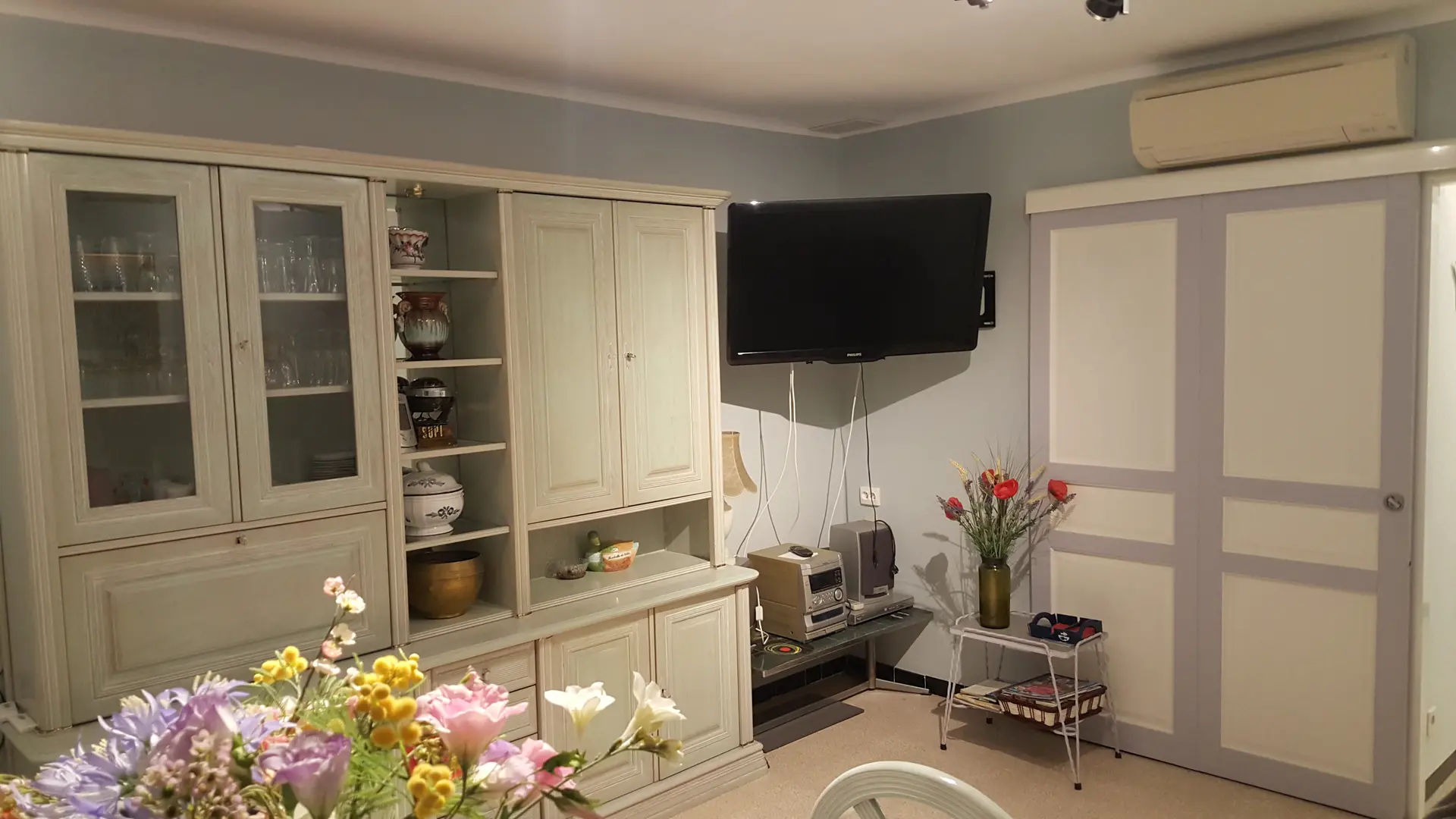 Appartement dans une résidence - Sauviou - Caquot Jean-Claude