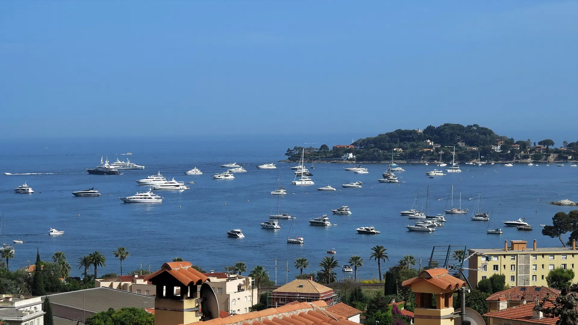 Vue Cap Ferrat depuis le séjour