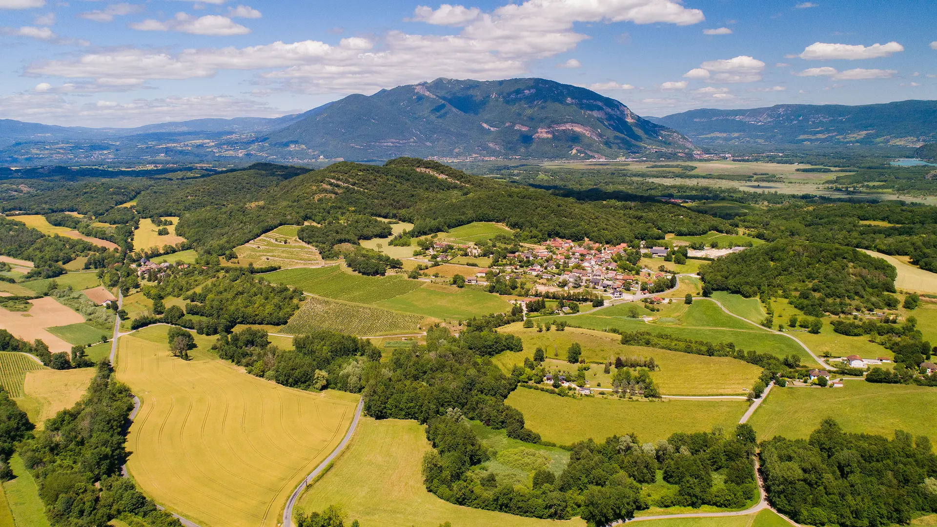 Circuit vélo : côteaux du Bugey et Plateau d'Hauteville_Champagne-en-Valromey