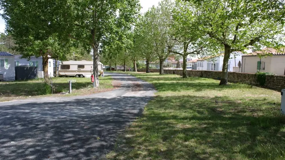 Allée des emplacements