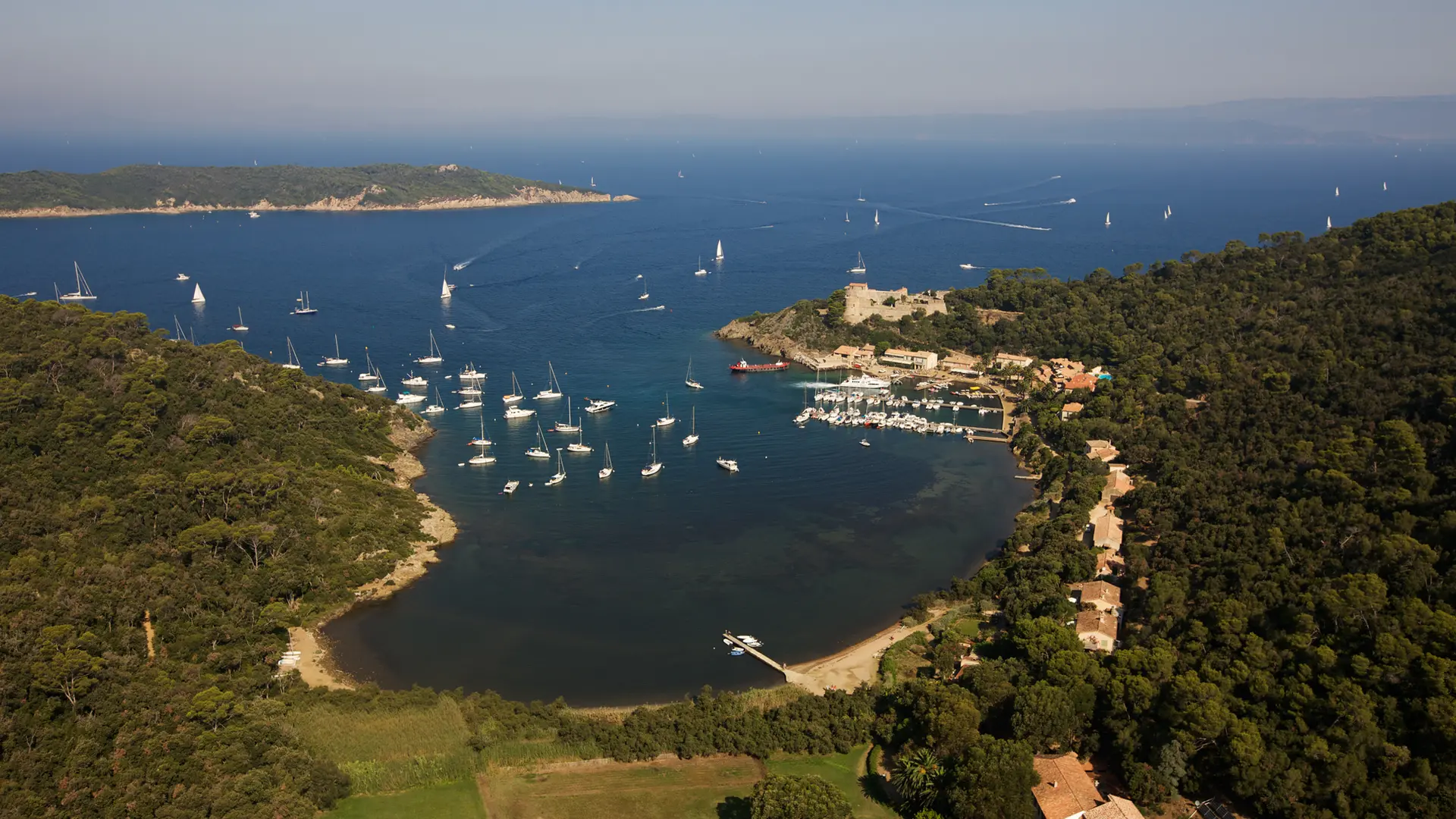 L'île de Port Cros, coeur de parc National à Hyères