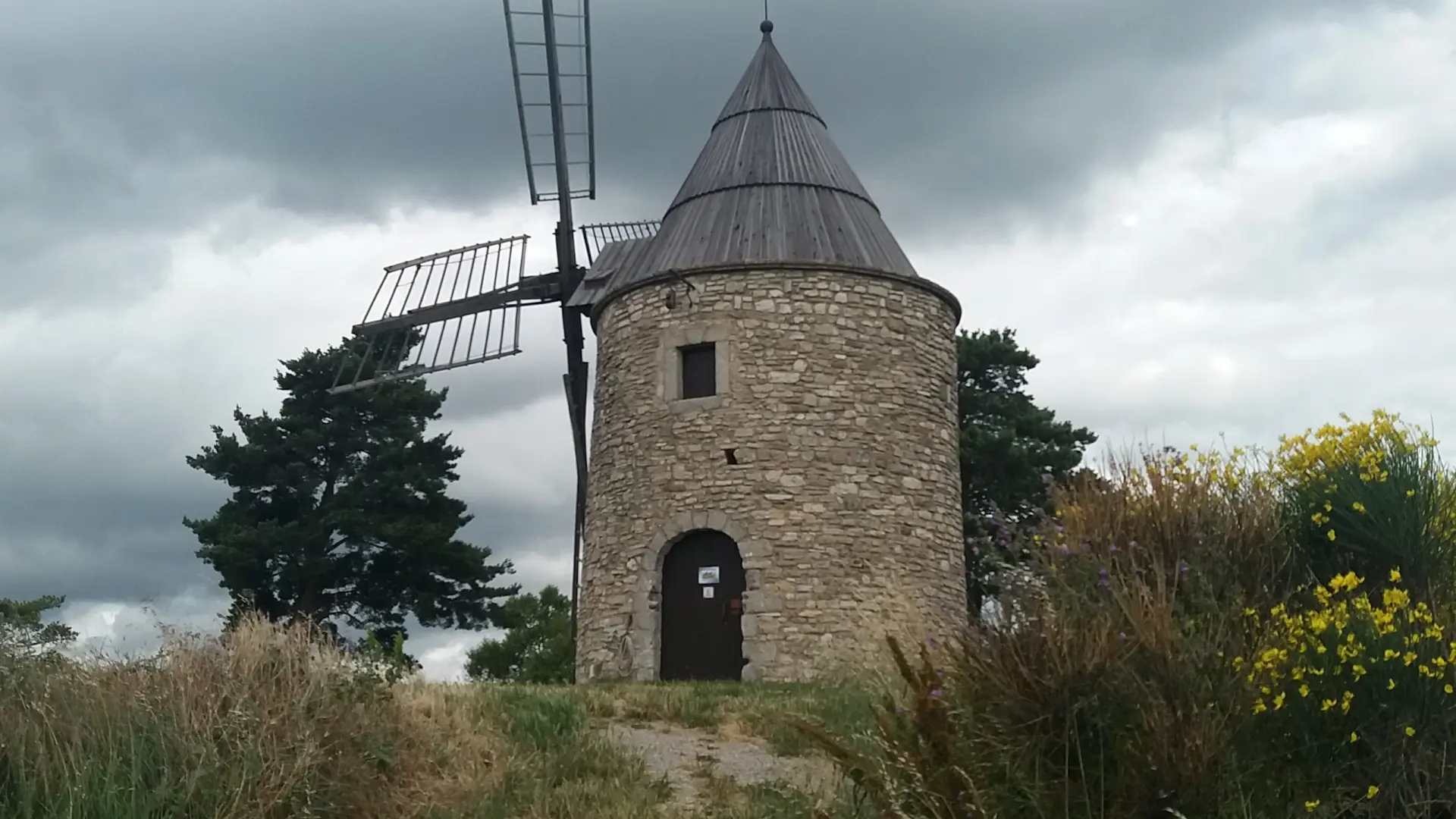 Moulin à vent Saint Elzéar