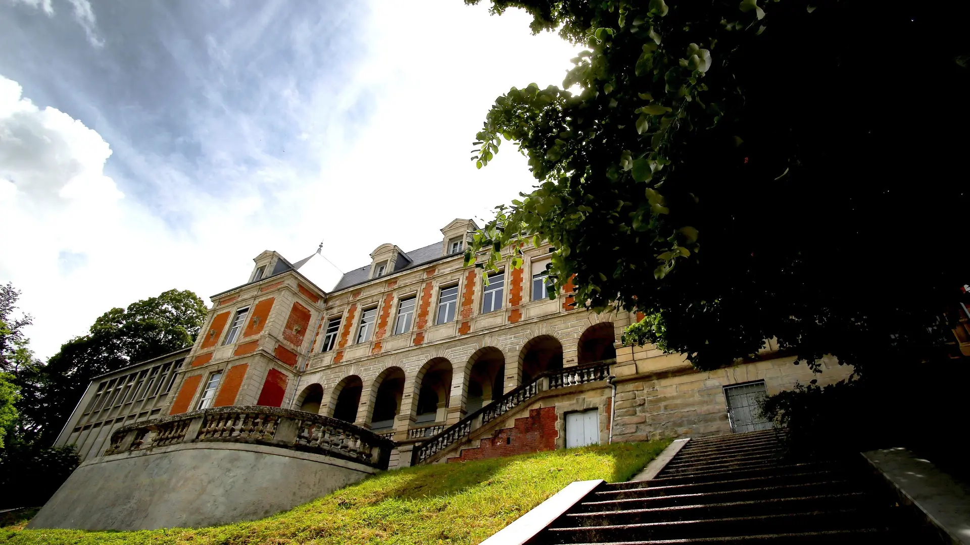 ancienne école des beaux-arts de Saint-Etienne