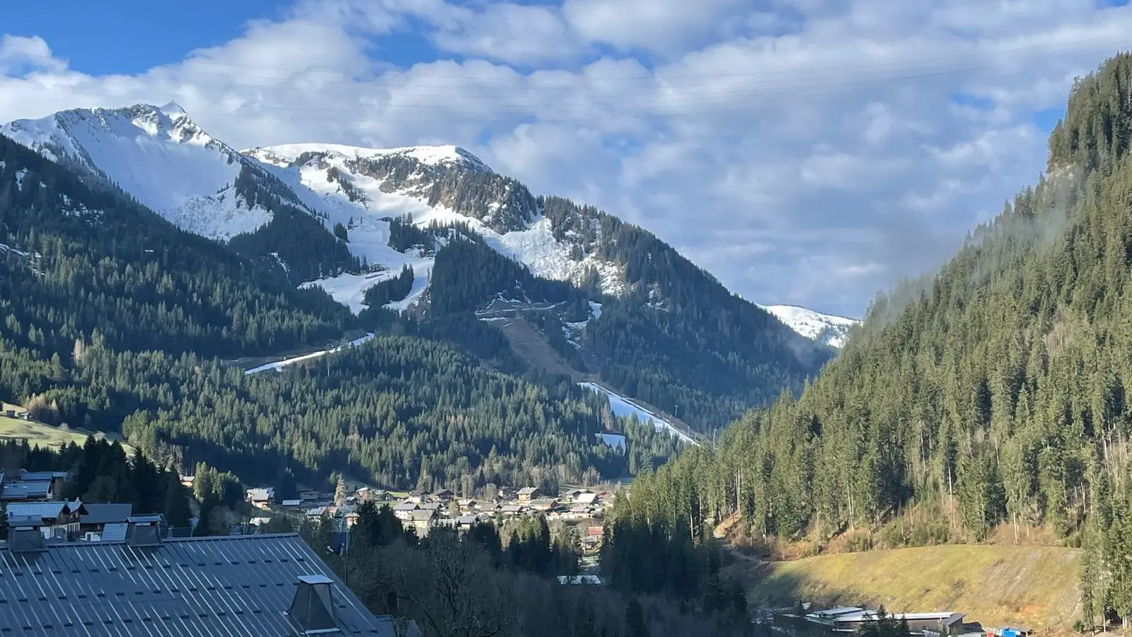 Vue du balcon au printemps