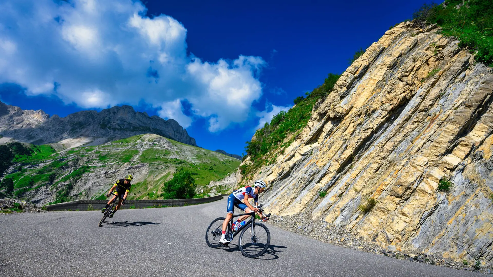 Montée du col du Noyer