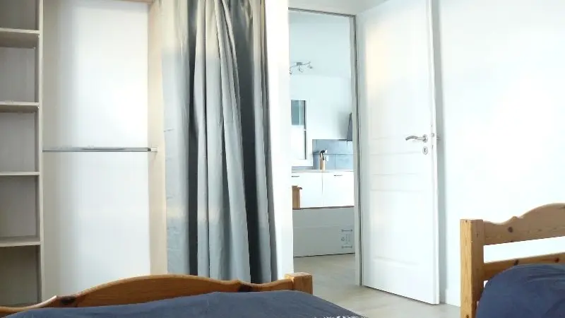 Zimmer 2