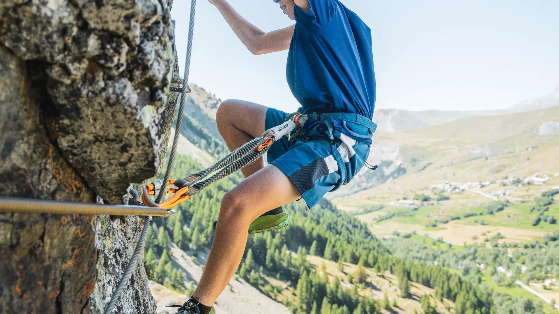 Via ferrata d'Arsine : un itinéraire peu difficile qui peut tout de même présenter des passages aériens et athlétiques.
