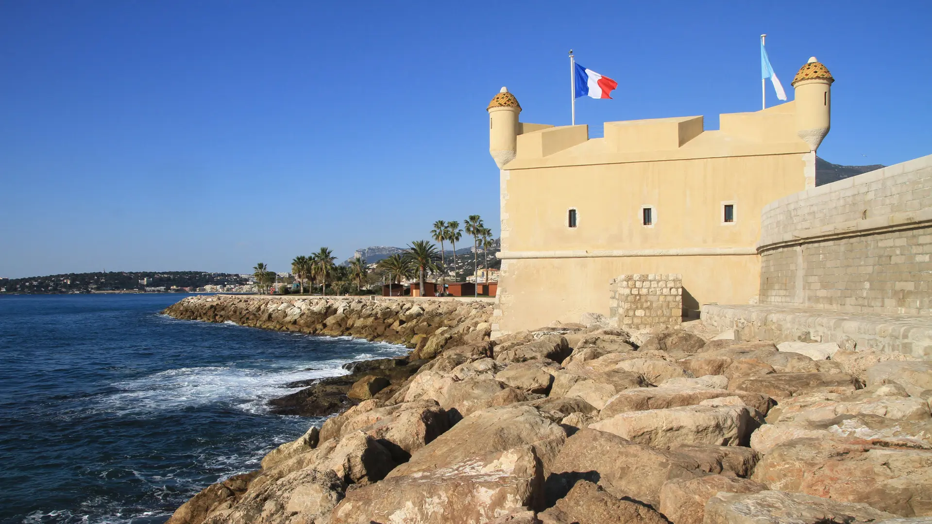 Passage par le Bastion de Menton