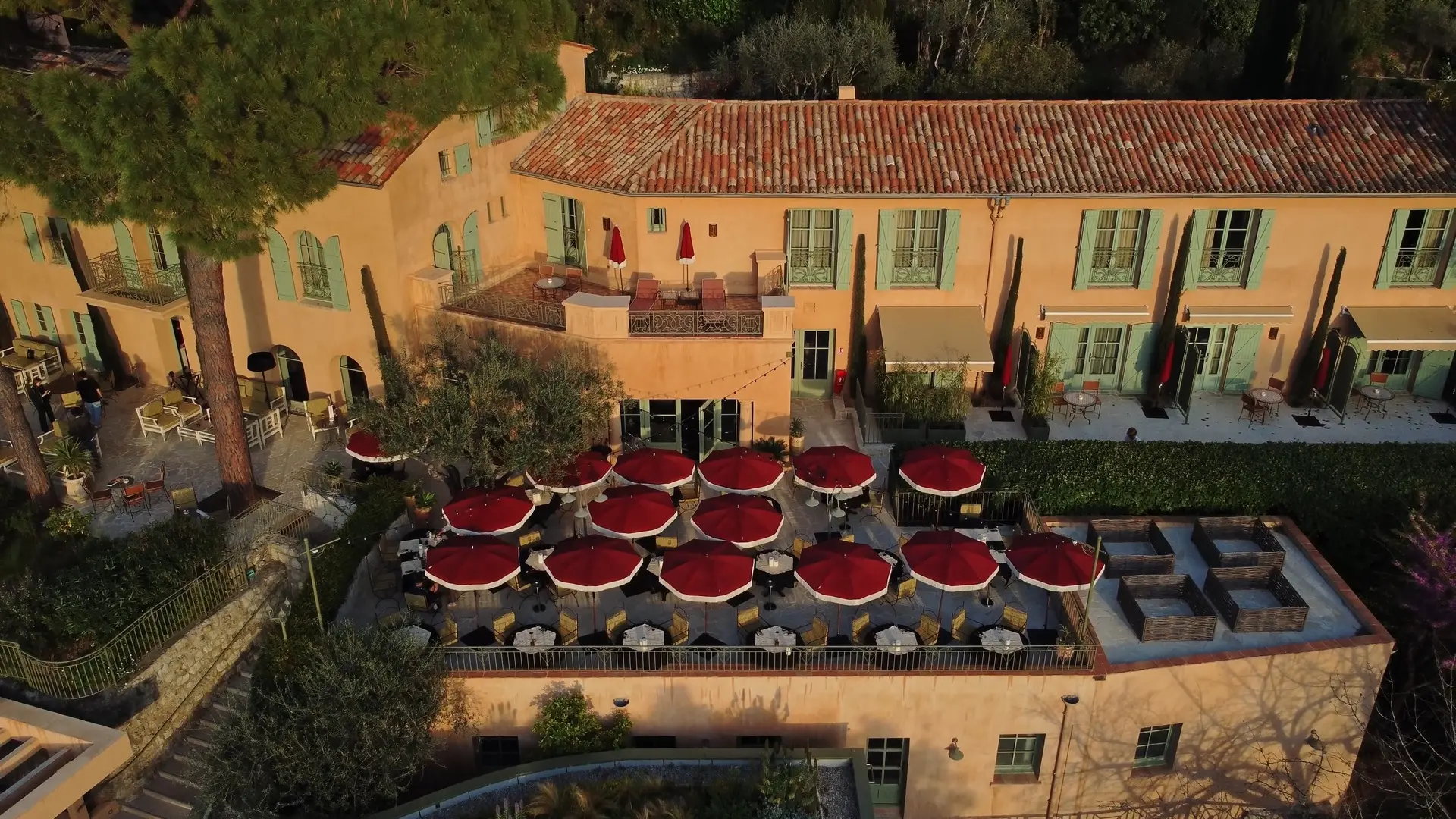 Vue aérienne de l'hôtel Mas Candille à Mougins