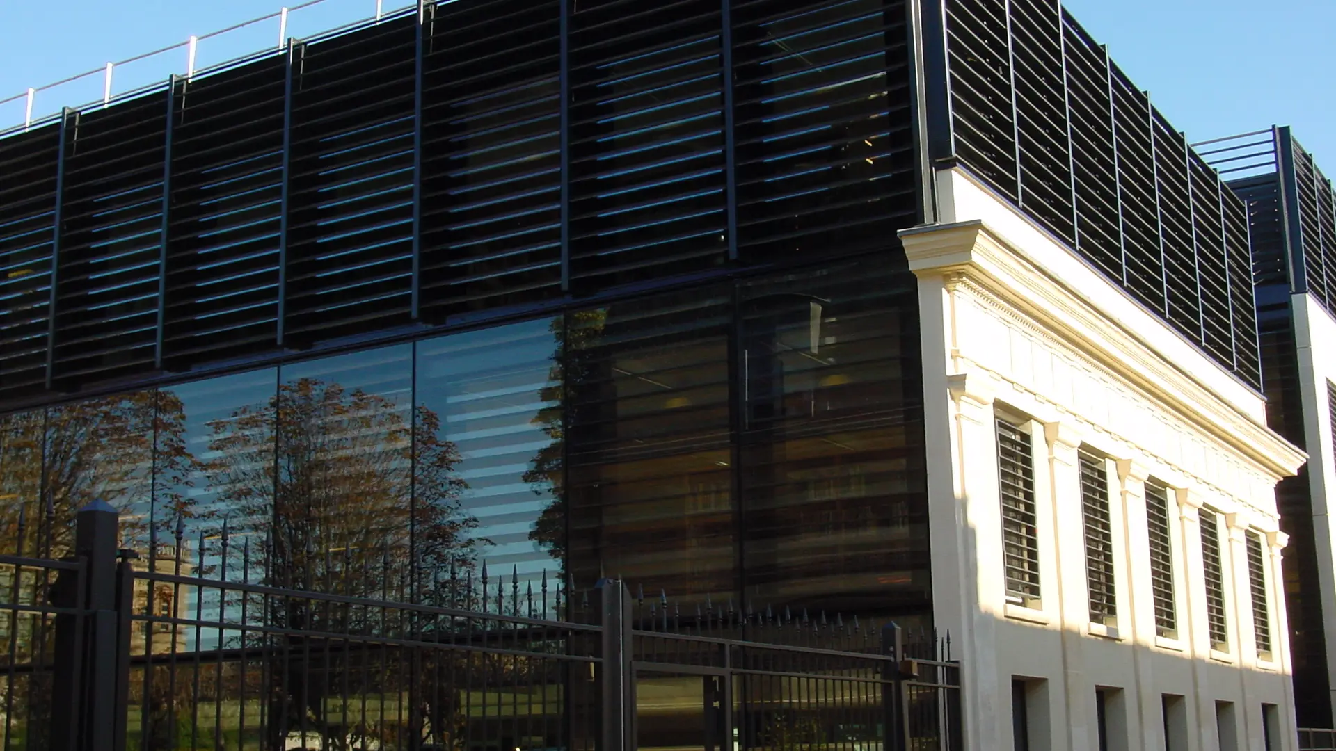 Bibliothèque Multimédia, Saint-Germain
