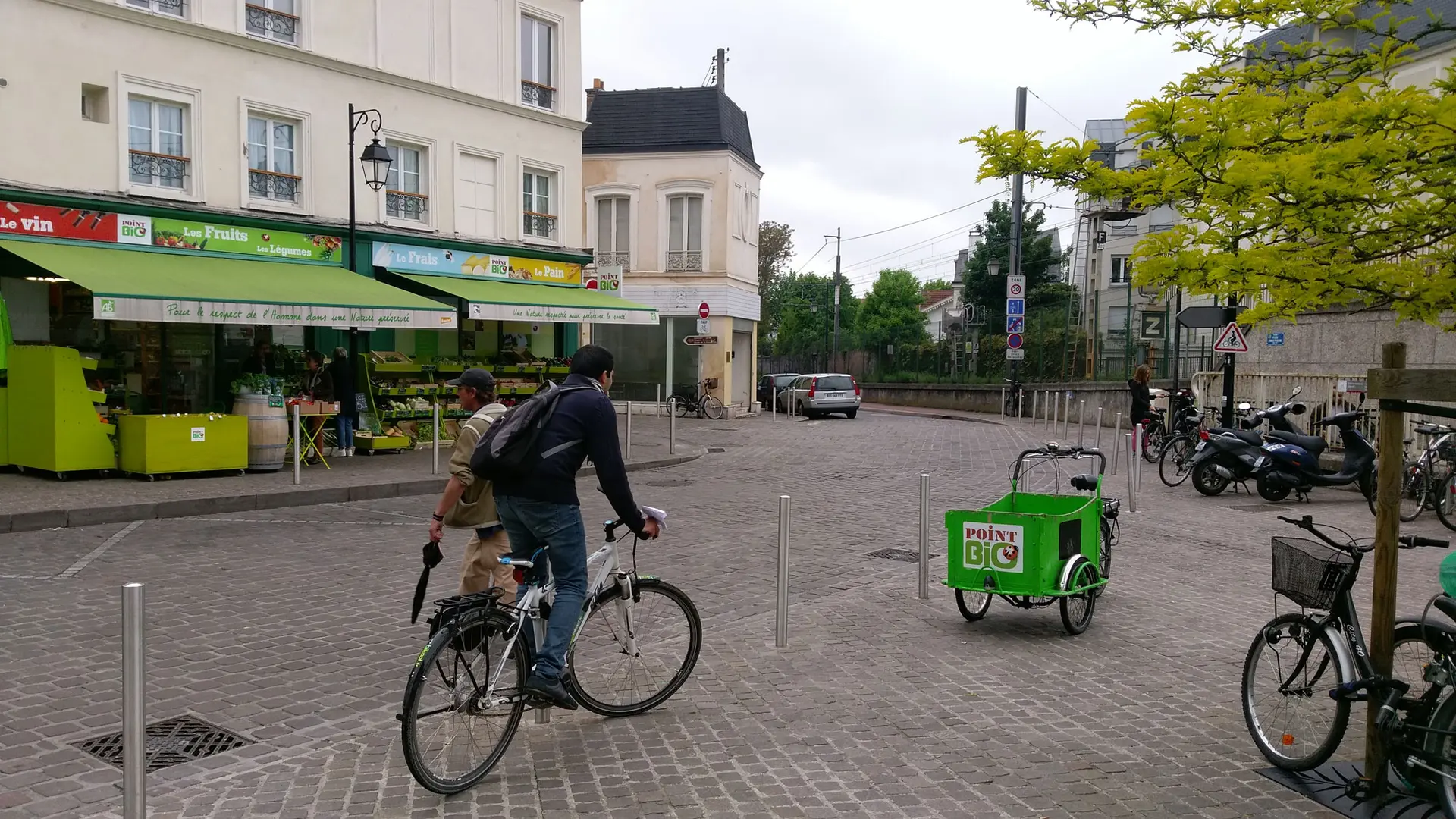 Etape 11 : la gare RER de Chatou - Croissy
