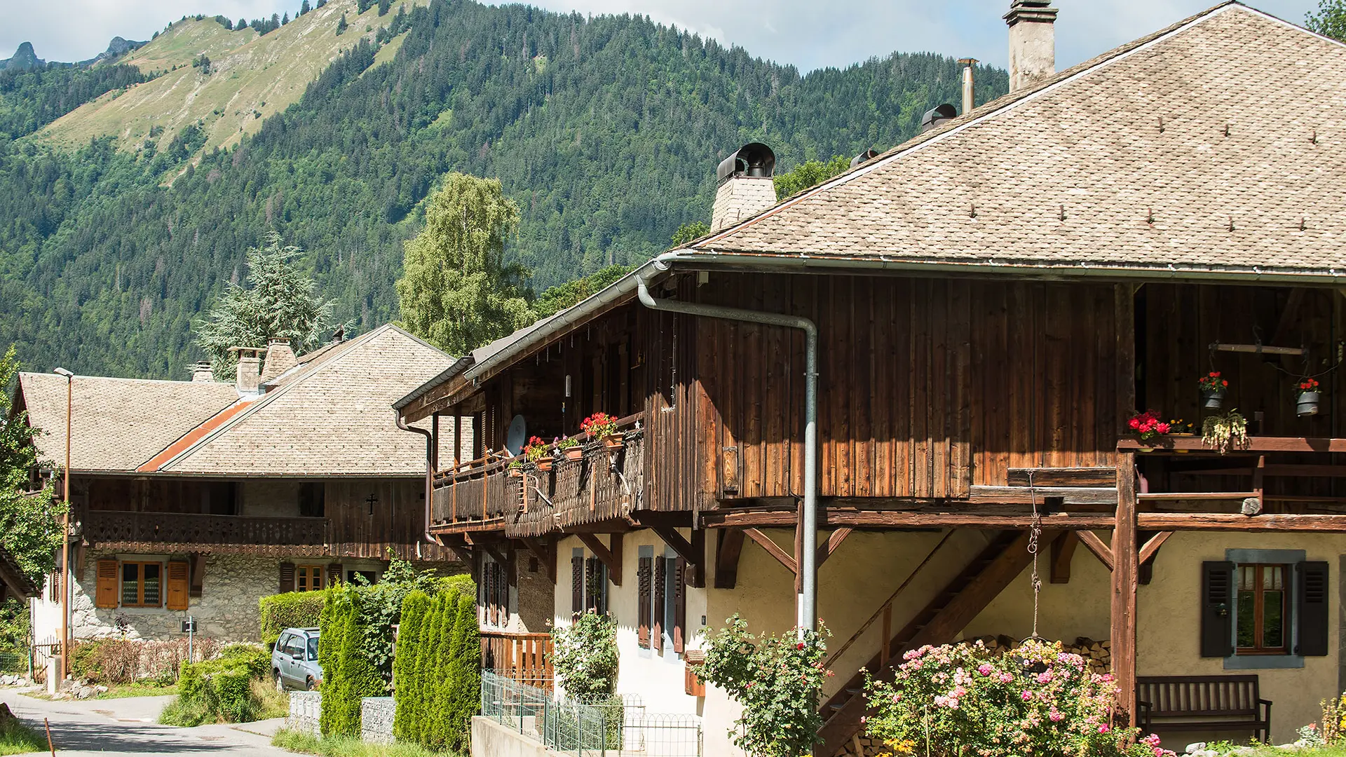 Chemin du retour : maisons traditionnelles