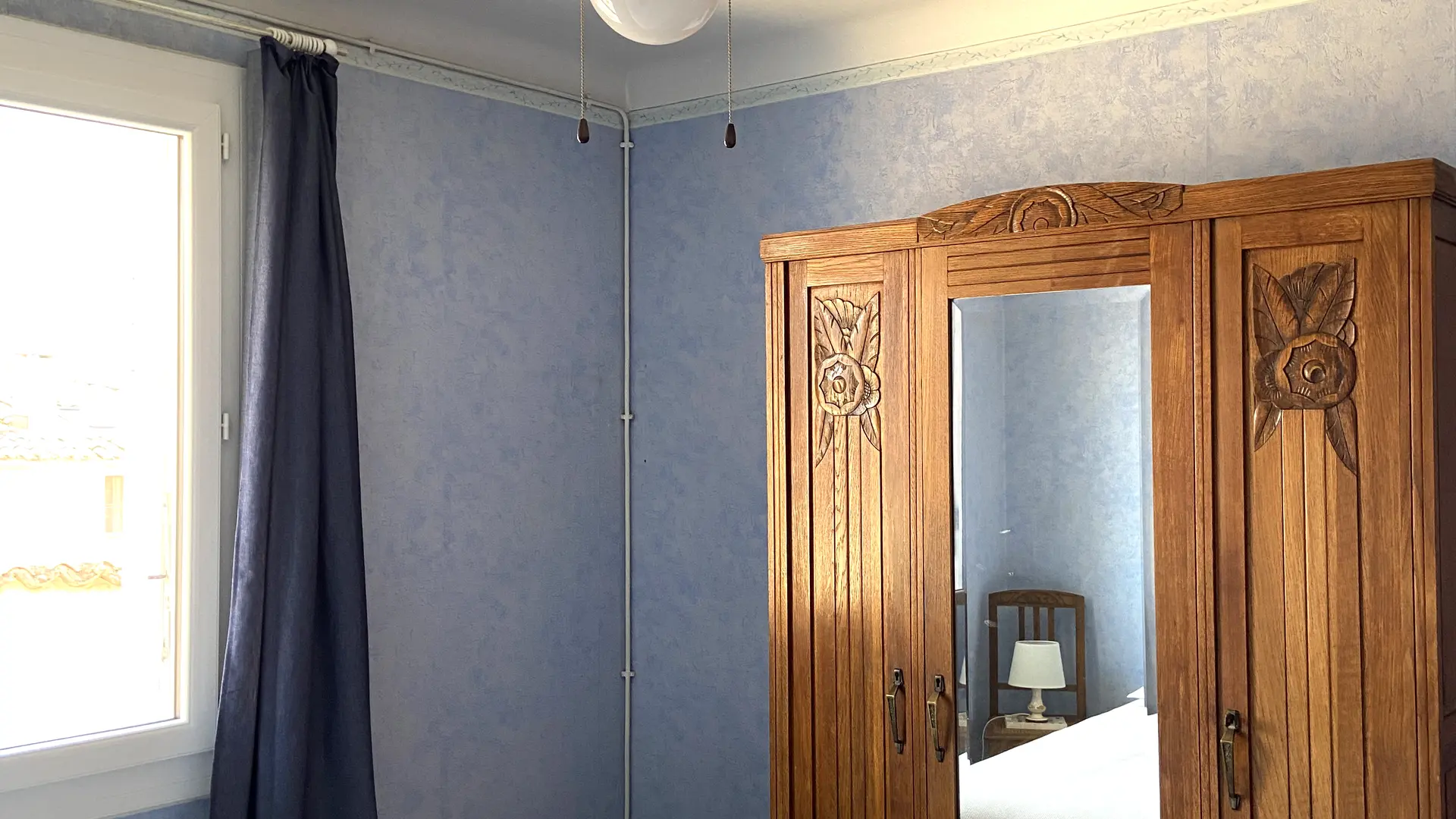 Yolaine et Marcel_L'Isle-sur-la-Sorgue armoire de chambre 1