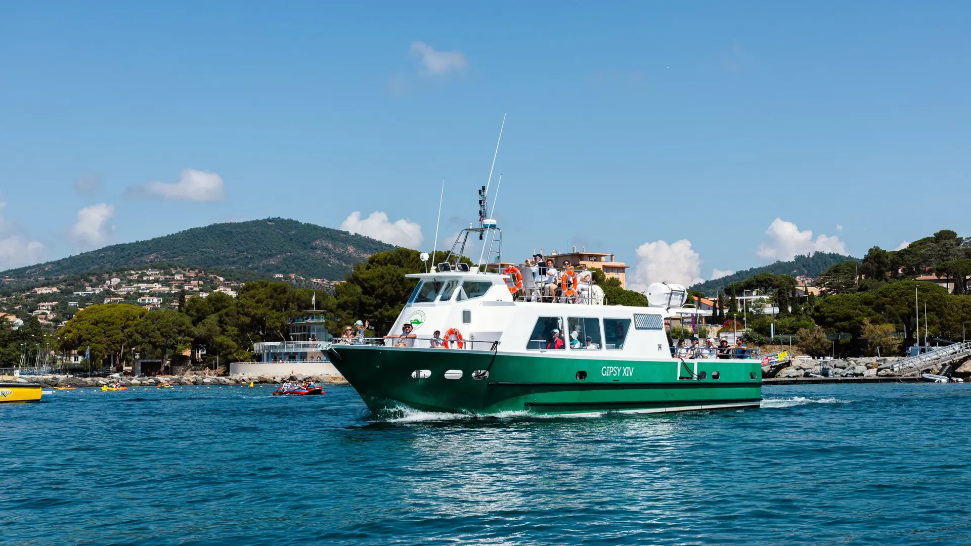 Bateaux verts