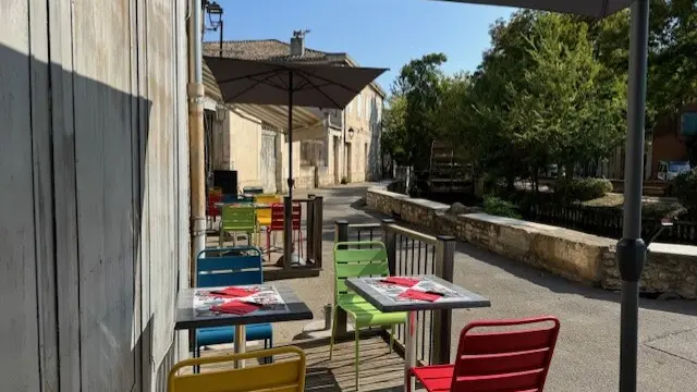 Le Café du Lycée_L'Isle-sur-la-Sorgue terrasse