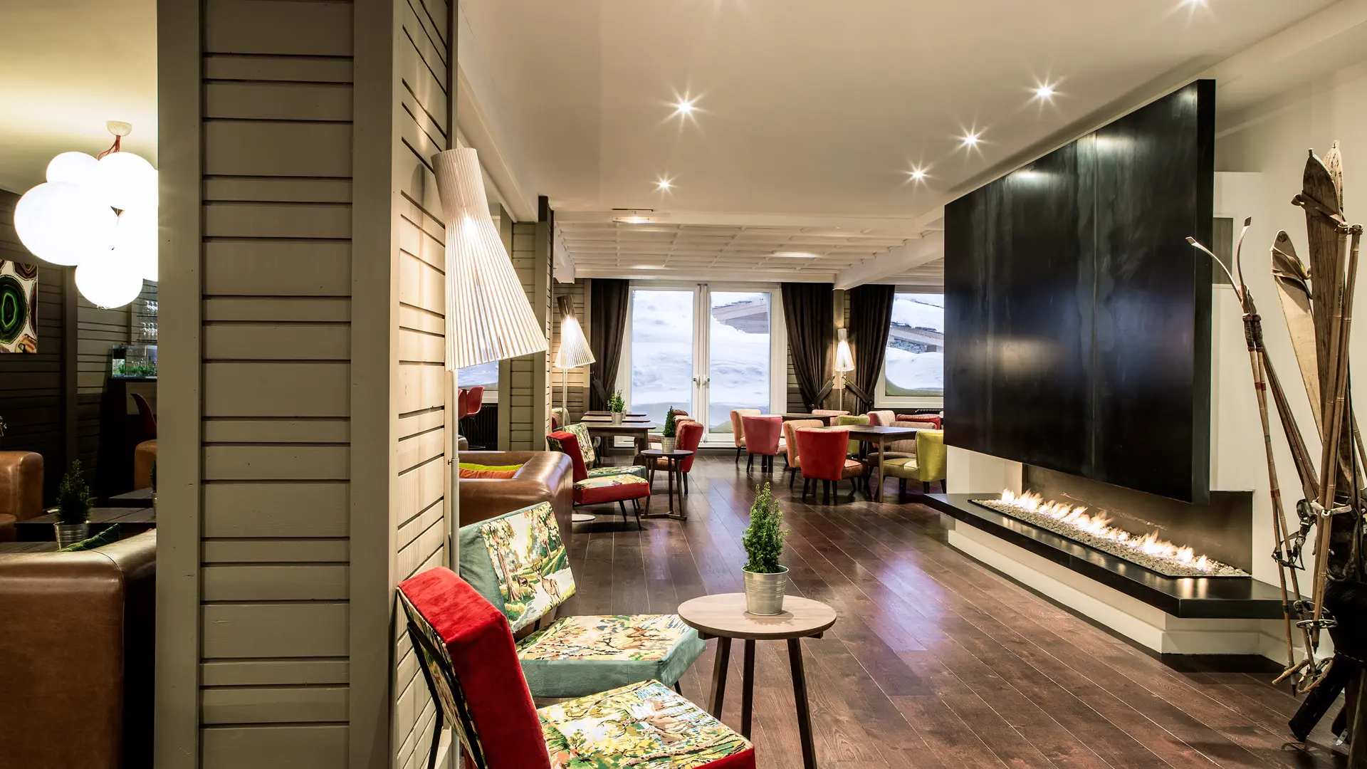Salon / Cheminée-Ormelune_Val d'Isère