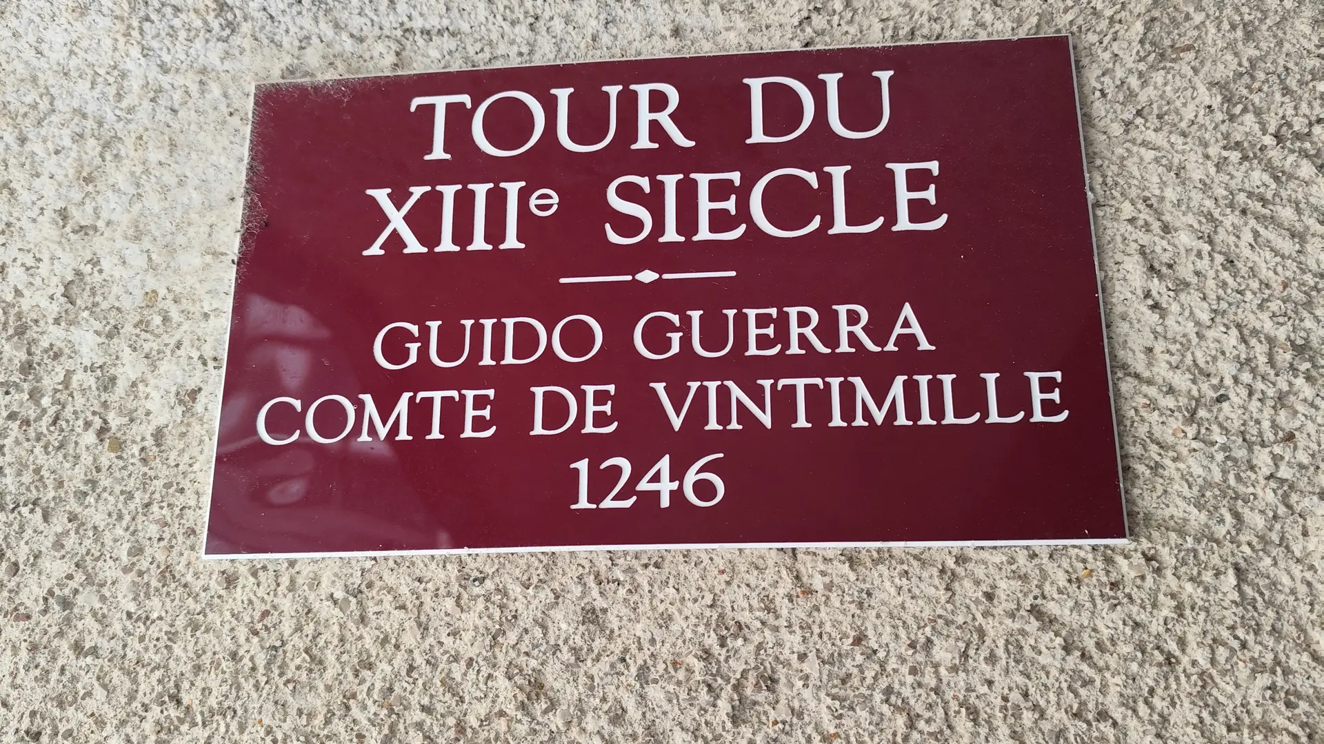 Tour du château