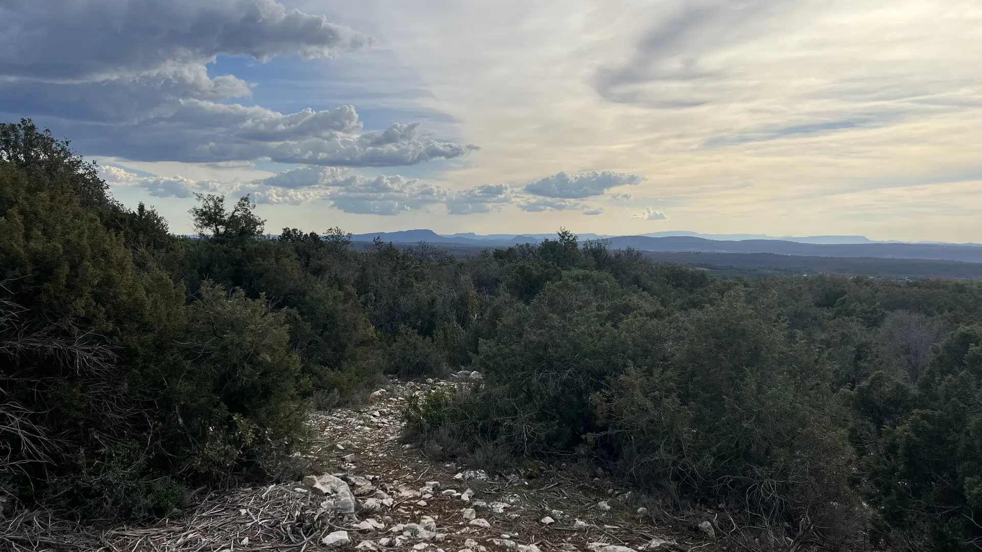 Belvédère Domaine les Eouvières