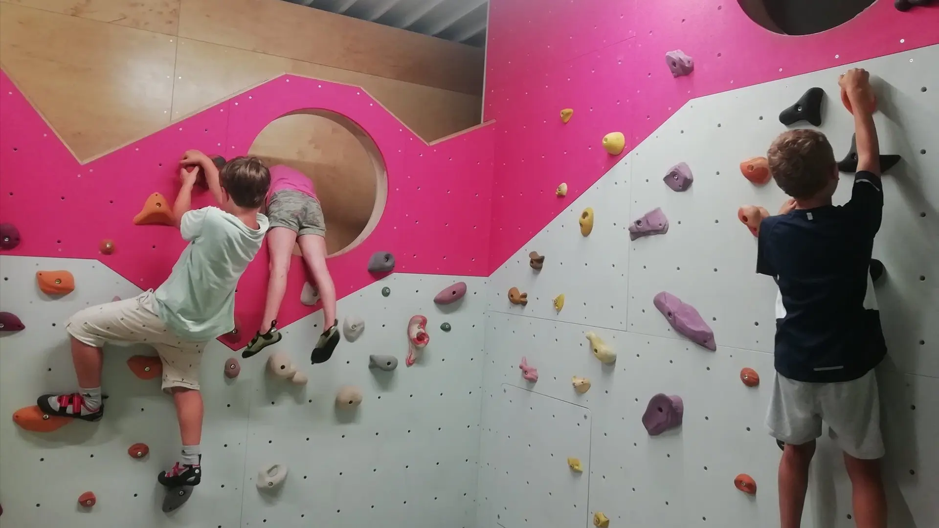 Bouldering room for kids