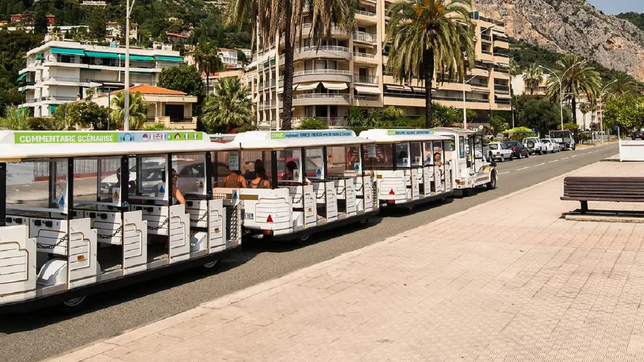 Le petit train touristique de Menton