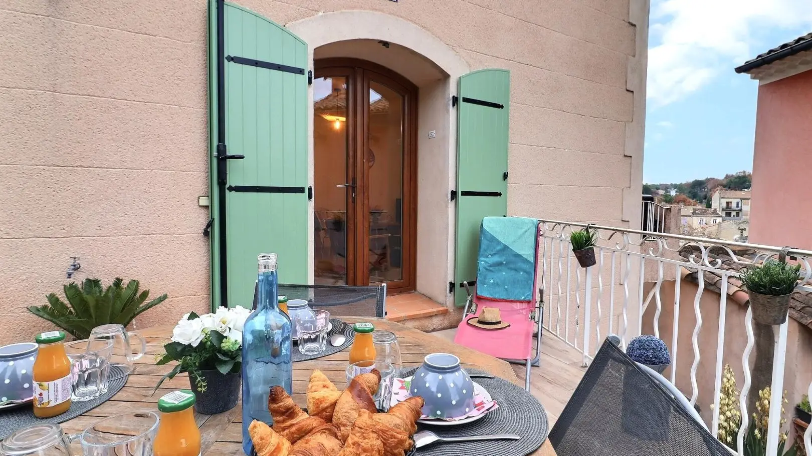 Terrasse côté Ouest