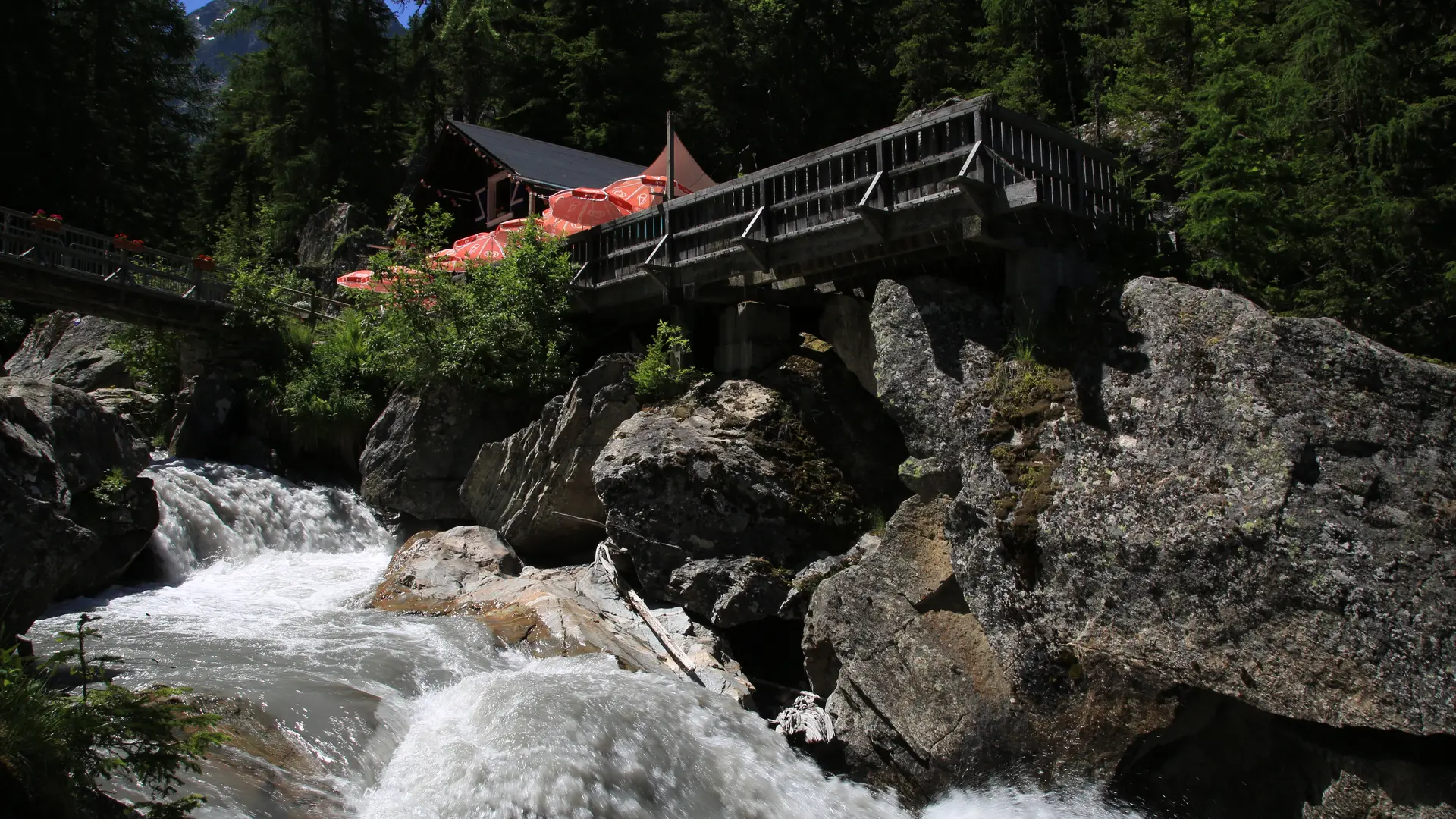 Cascade et buvette