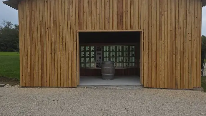 Casiers à la ferme Auberge des Trouilles